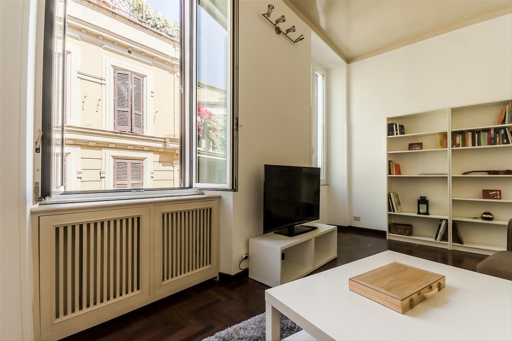 Palazzo Borghese Lovely Flat Rome Luaran gambar